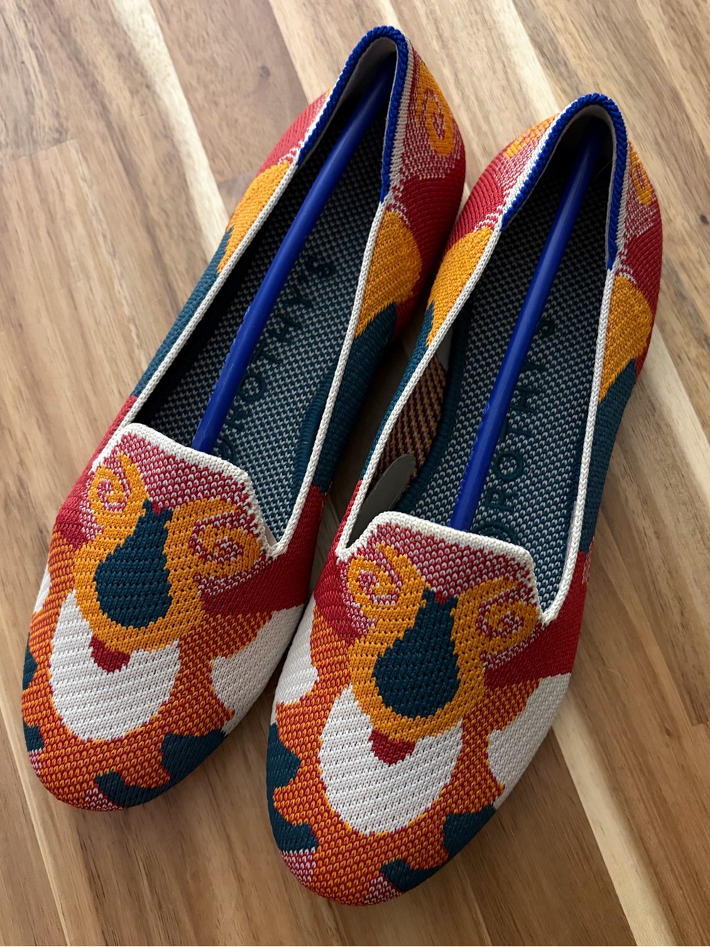 NEW: Rothy’s Moroccan print Amber loafer flats size 5.5 RARE retired print - Picture 2 of 12